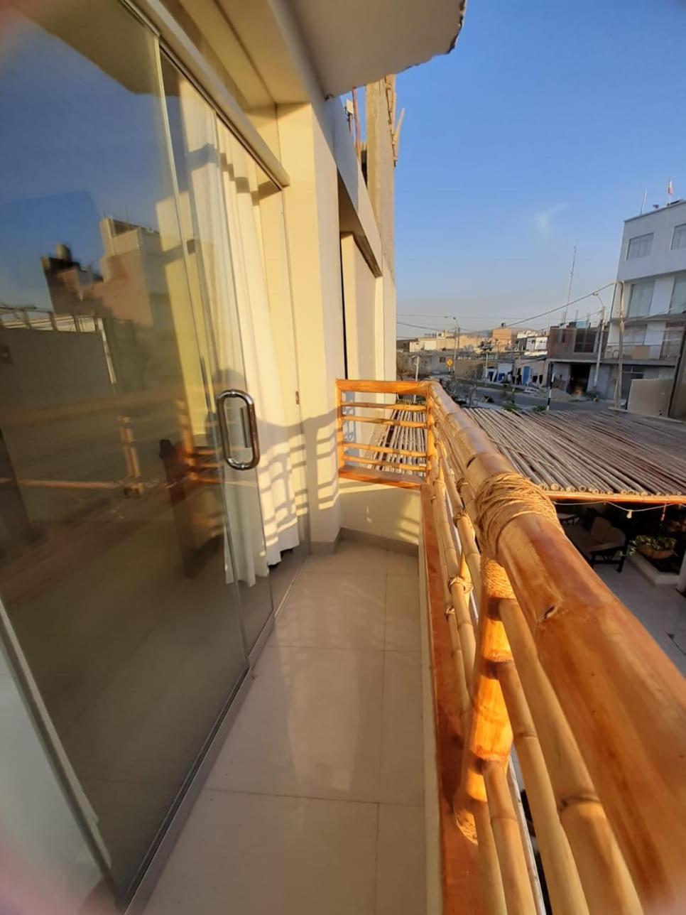 Hostel Willys House Paracas Exterior photo