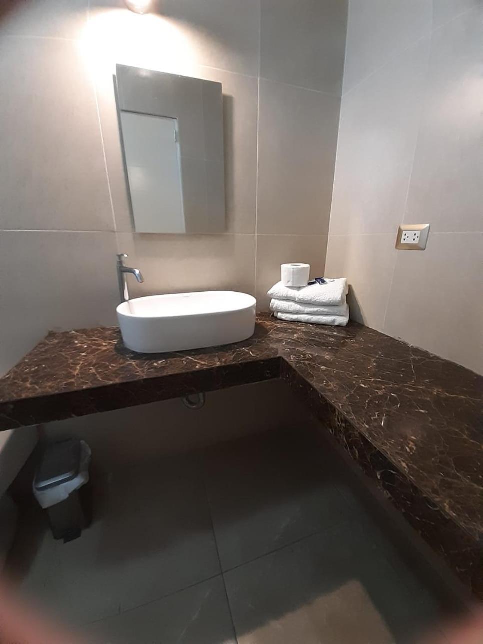 Hostel Willys House Paracas Exterior photo